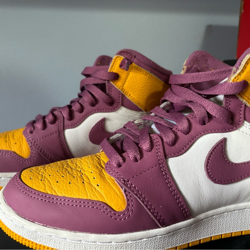 Jordan 1 “Brotherhood”